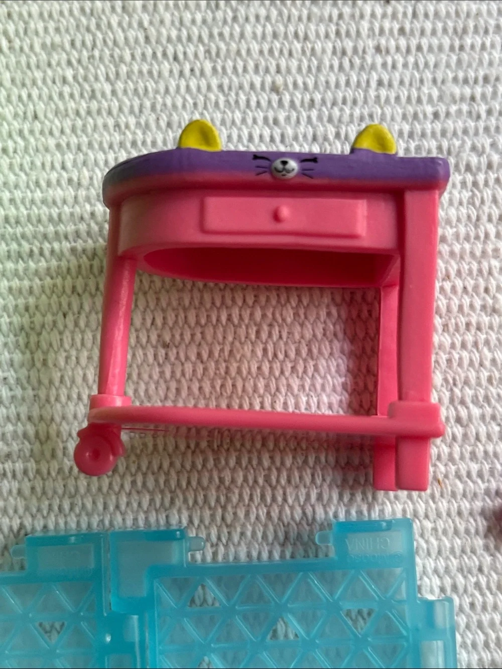 Shopkins Happy Places Series 3 Gourmet Kitty Kitchen & Spaghetti Sue